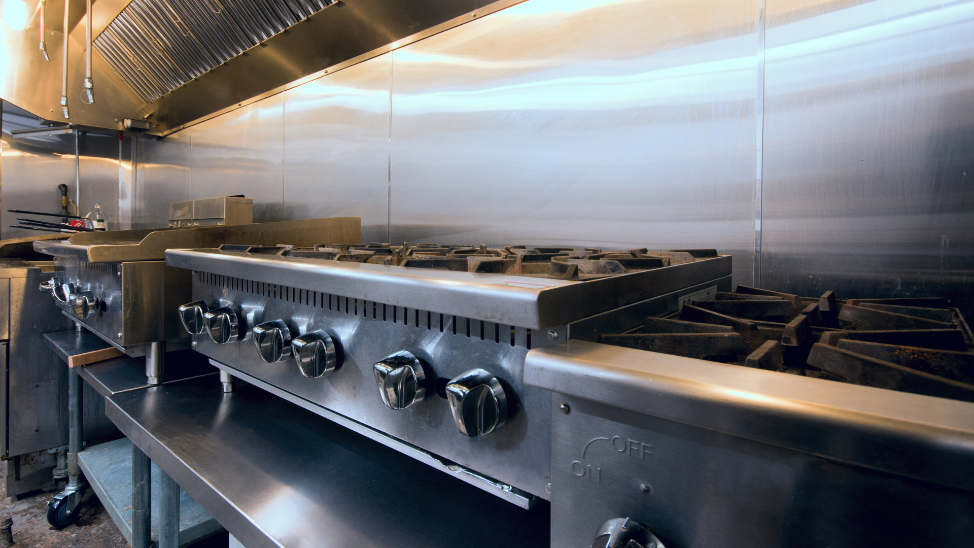 Featured image for “Top Signs Your Commercial Kitchen Needs Immediate Hood Cleaning Service”